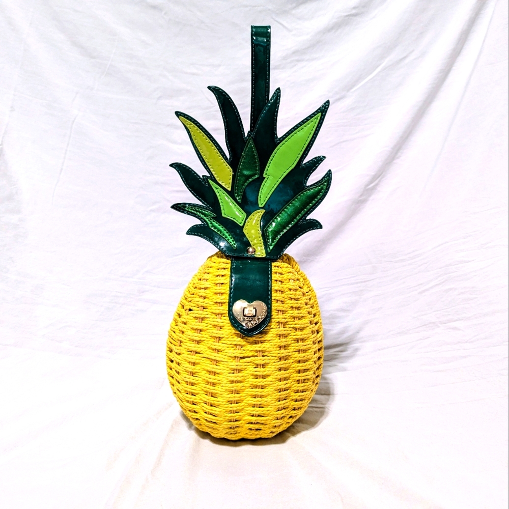 Betsey Johnson wicker pineapple handbag
